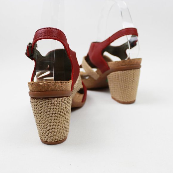 El Naturalista Red Ivory Chunky Heel Leather Sandals - Picture 3 of 15